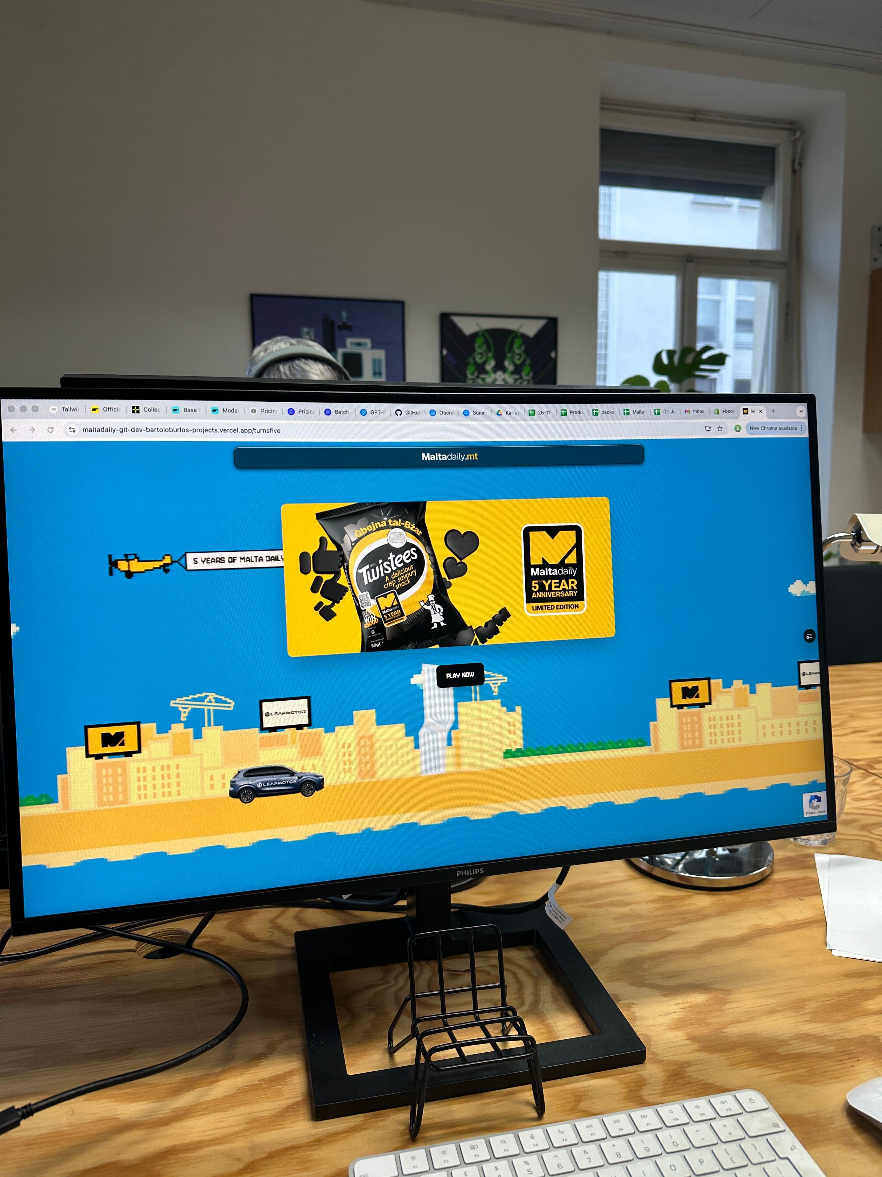 A photo of the game in an office space